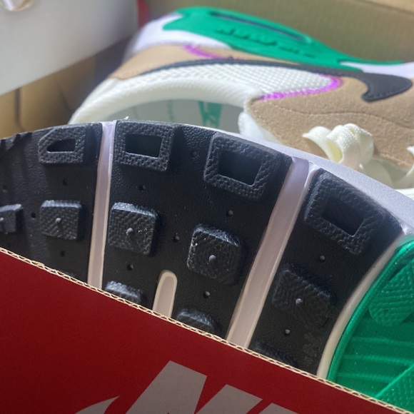 brand new size 11 - Picture 5 of 7